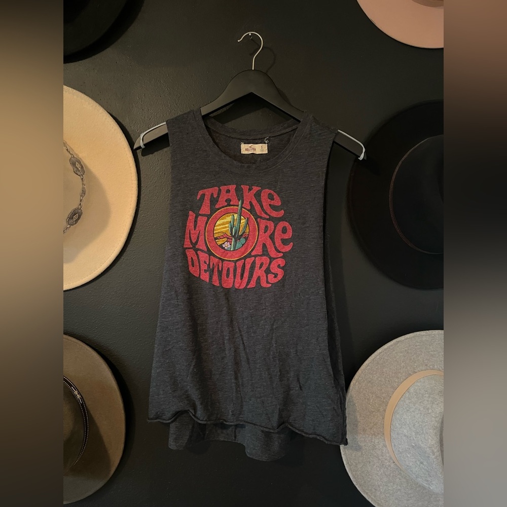 Take more detours Hollister muscle tee